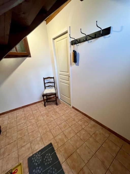 La Petite Ourse Maison De Village A Oust Exteriör bild