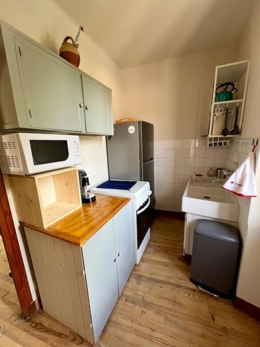 La Petite Ourse Maison De Village A Oust Exteriör bild