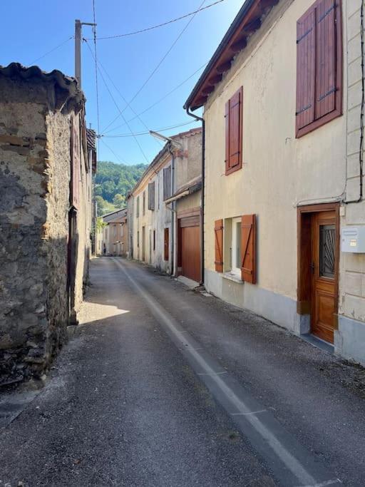 La Petite Ourse Maison De Village A Oust Exteriör bild
