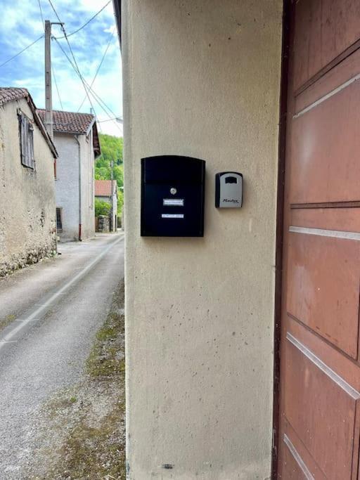 La Petite Ourse Maison De Village A Oust Exteriör bild